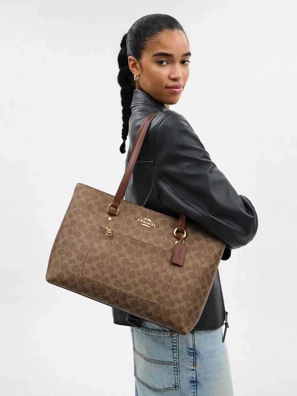 Coach Outlet Station Tote Bag In Signature Canvas